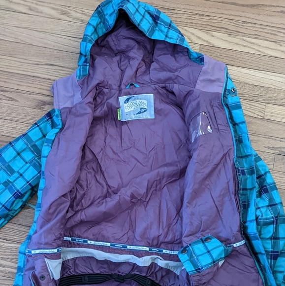 Burton Snowboarding Jacket - Picture 2 of 9
